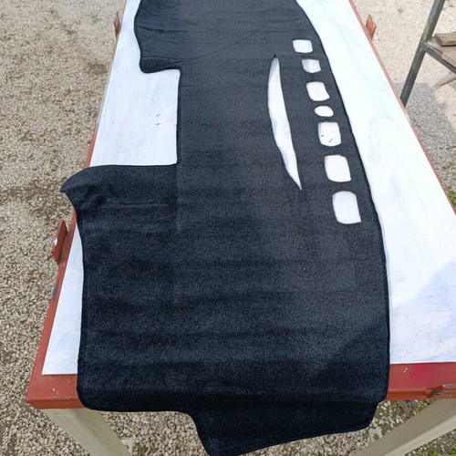 Dashboard sunshade for Toyota Yaris new