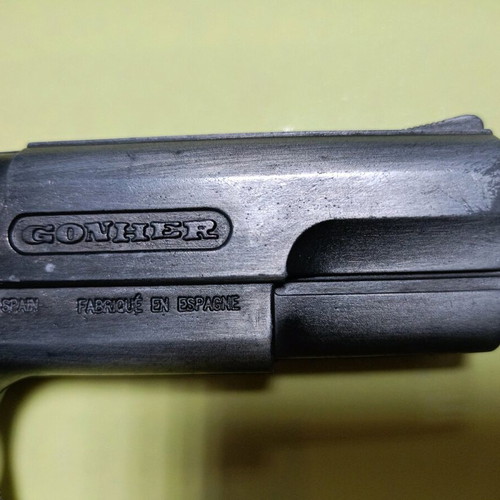 Carnival pistol Gonher like new, scale 1:1