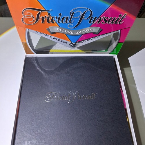Trivial Pursuit Deluxe Edition board game like new