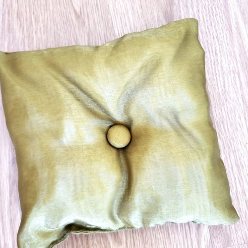 Luxury Satin Pillows like new with covered button