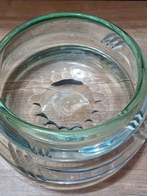 Crystal bowl like new with 20 cm diameter and 8 cm height