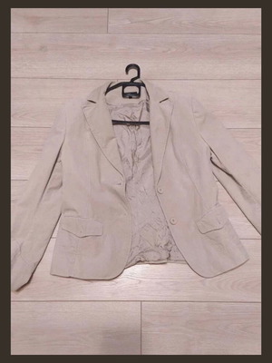 Women's beige blazer like new, size L