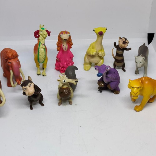 Ice Age collectible figures set of 11, like new