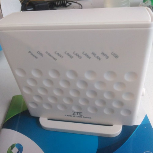 Wireless router modem ZTE ZXHN H108N used OTE Speedport Entry 2i