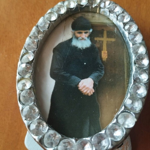 Small oval frame with Saint Paisios crystals new