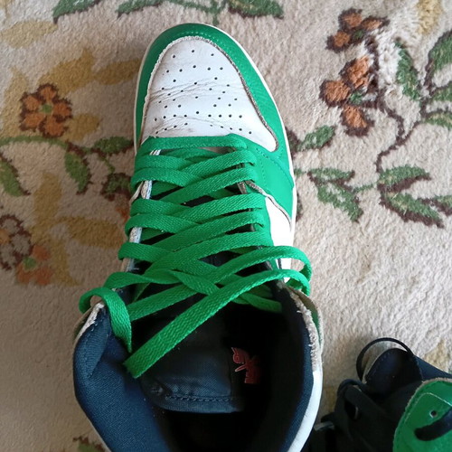 Jordan 1 High Lucky Green sneakers used size 41