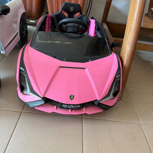 Children's car used, fully functional