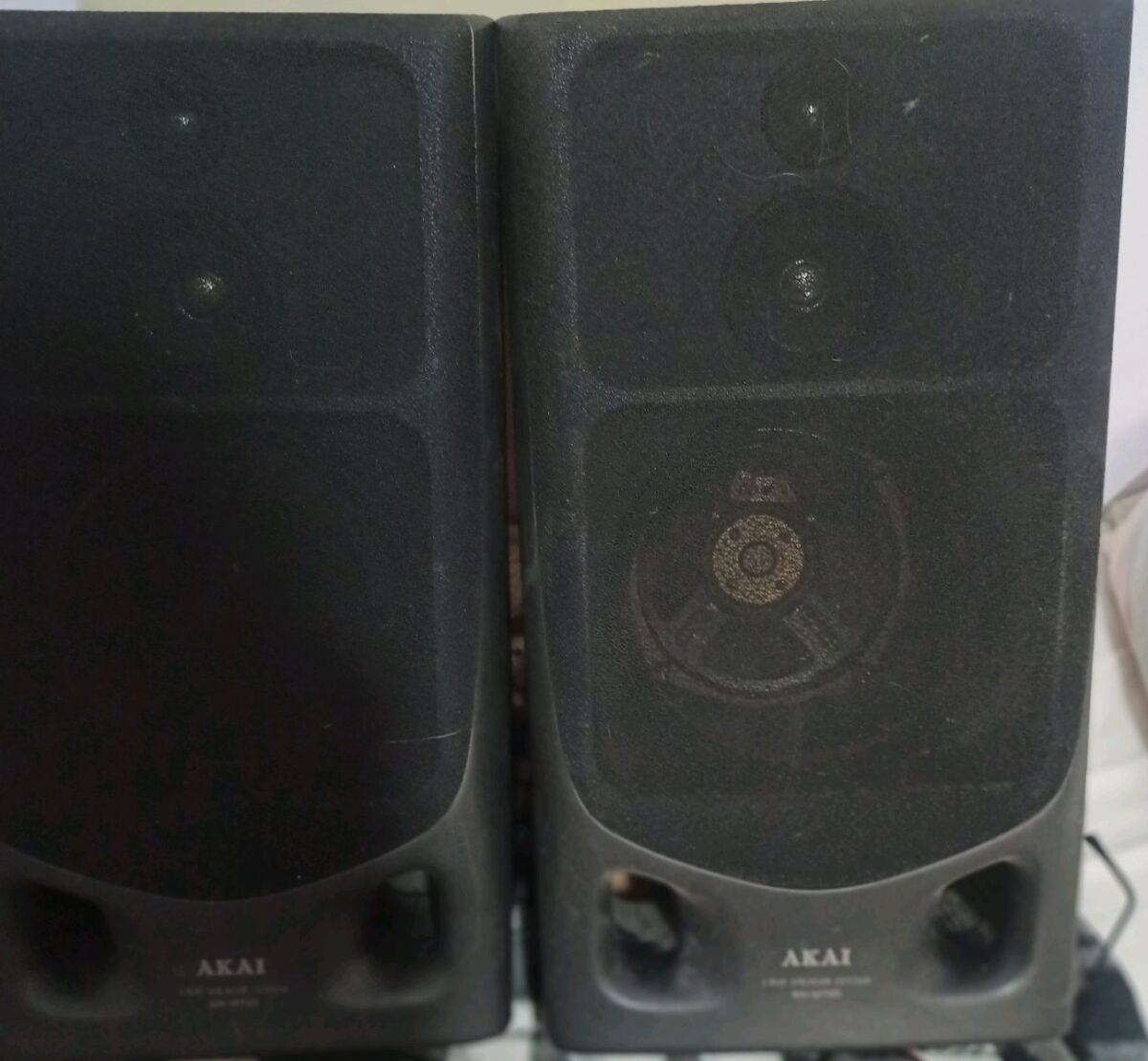 Akai SW-M70 vintage speakers like new,… - € 20,00 - Vendora.cy
