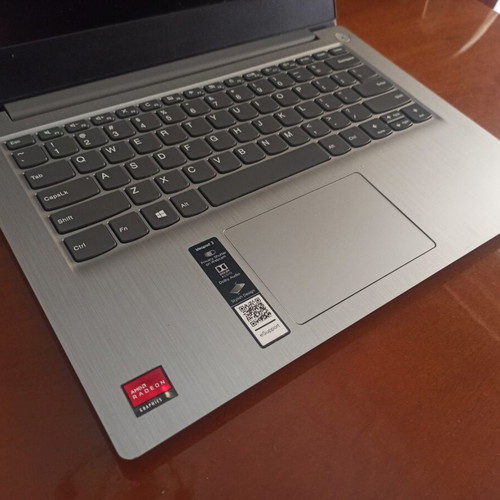 Lenovo Ideapad 3 Ryzen 3 3250U 14" FHD laptop 8GB 256GB SSD