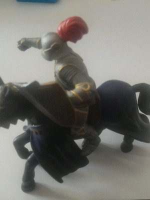 Φιγούρα ιππότης με πολεμικό άλογο μεταχειρισμένη