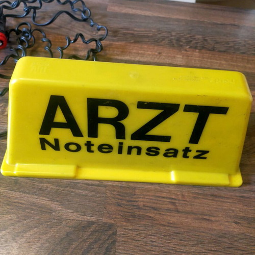 Arzt Noteinsatz sign used