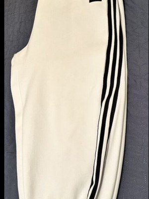 Adidas Sportswear Stadium Track Medium track pants like new, off white with black stripes