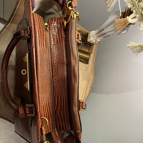 Guess handbag used, brown and red