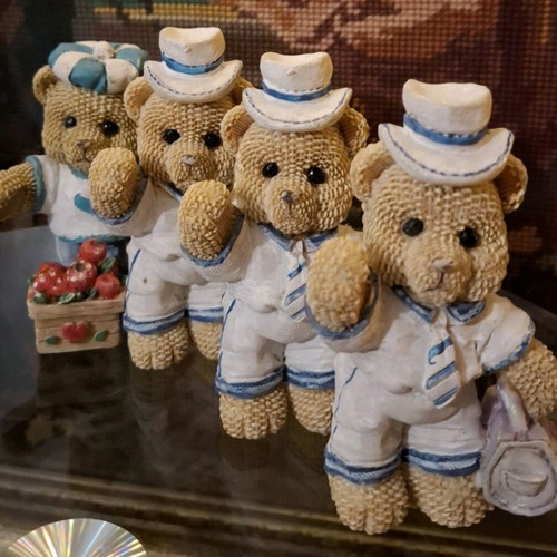 Vintage figures like new