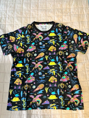 Rick and Morty shirt Bershka medium black multicolor like new
