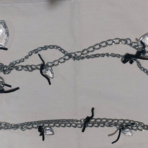 Belt necklace for women like new, black and white