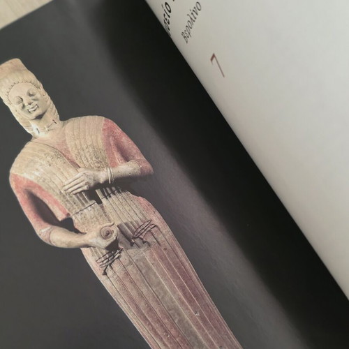 The Greek Art in World Museums Volume 7 Pergamon Museum Berlin like new