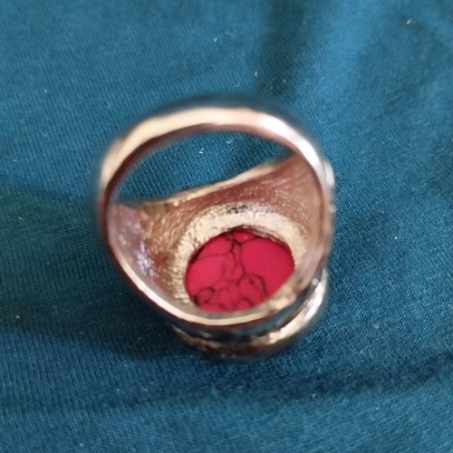 Silver 925 ring like new with synthetic stone