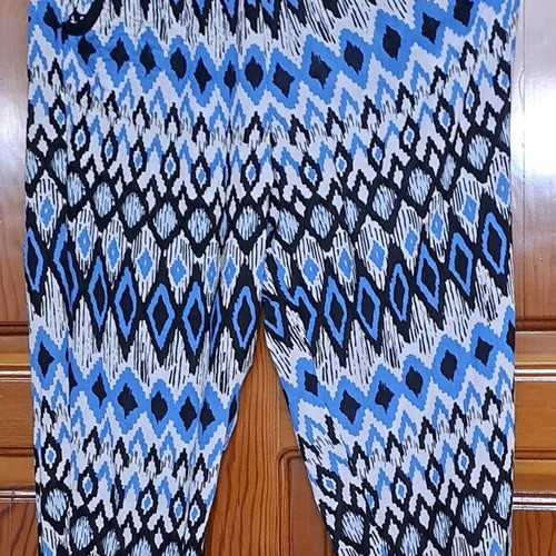 ZARA TRF Collection lightweight trousers with geometric Ikat print, size M