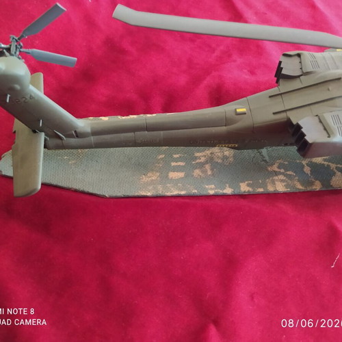 Boeing AH 64 Apache model helicopter used, scale 1/32 by Revell