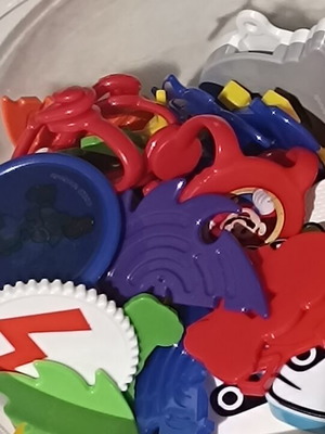 Super Mario Kinder 2020-2025 figures like new