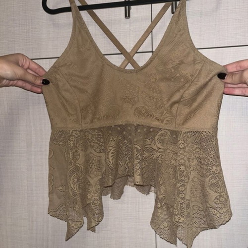 BSB T-shirt like new, beige, size L with back zipper