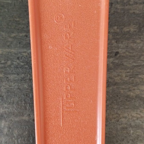 Tupperware Serving Tongs like new, plastic