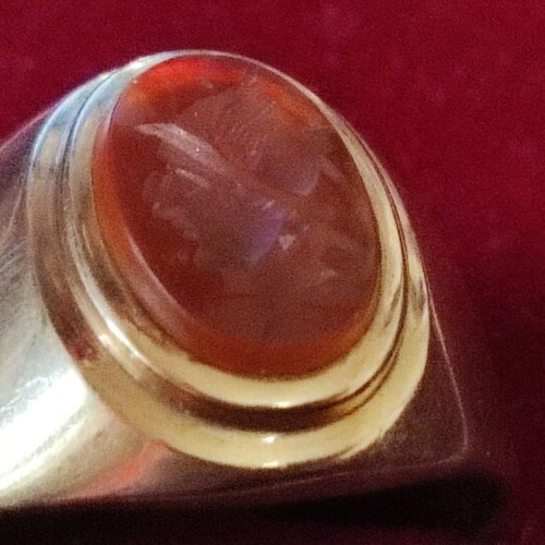 Gold ring 9K with carved cameo stone, like new