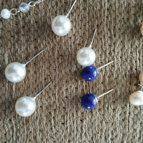 Stavros necklace and earrings set like new