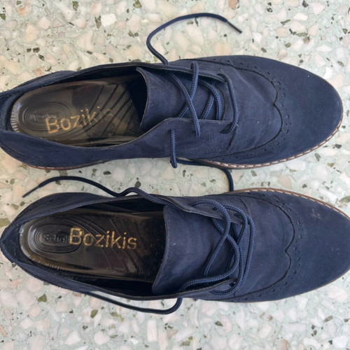 Bozikis blue shoes like new, size 39 with narrow fit