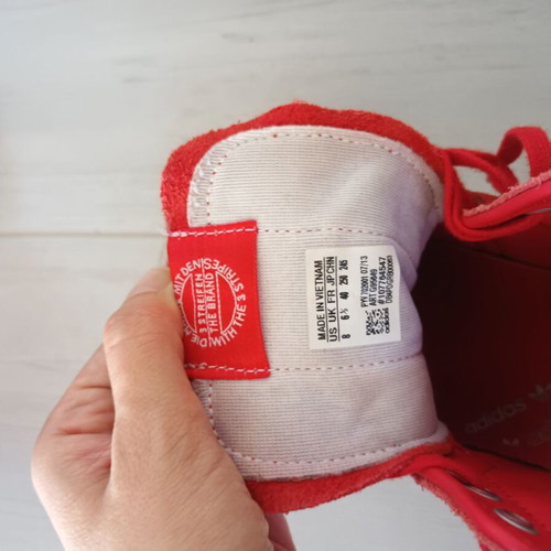 Adidas Originals boots used, red, size 40
