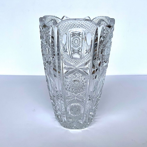 Crystal heavy vase used with rich engraving vintage 1960/70s