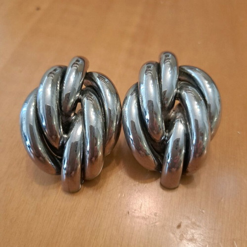 Silver-plated vintage earrings like new, silver color
