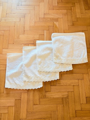 Hand Towels used, set of 4 white