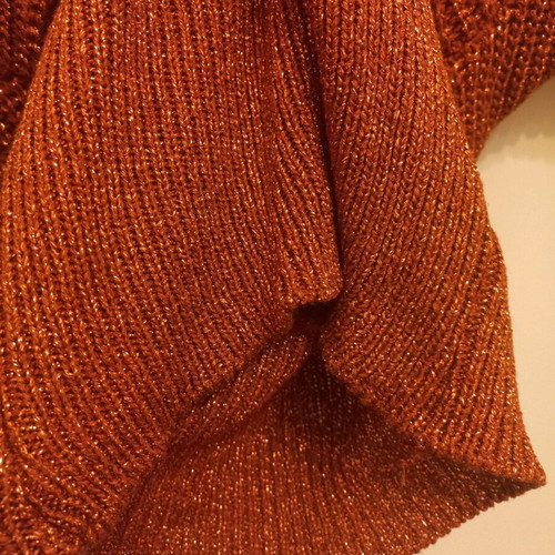 Knitted blouse new, orange and gold