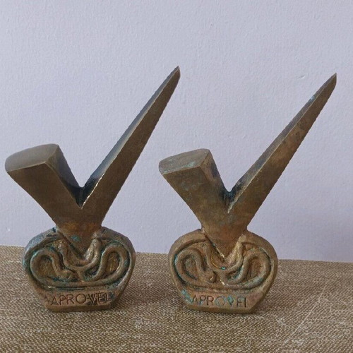 Massive brass Aprovel decorative items used, set of 2