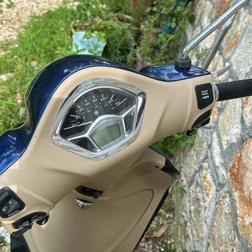 Liberty scooter like new, 2.5k km, blue, semi-automatic