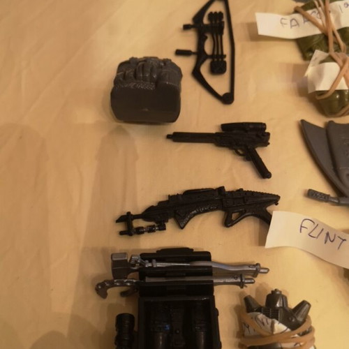 Gijoe weapon lot, 42 pieces