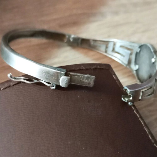 Silver bracelet 925 like new, diameter 6cm