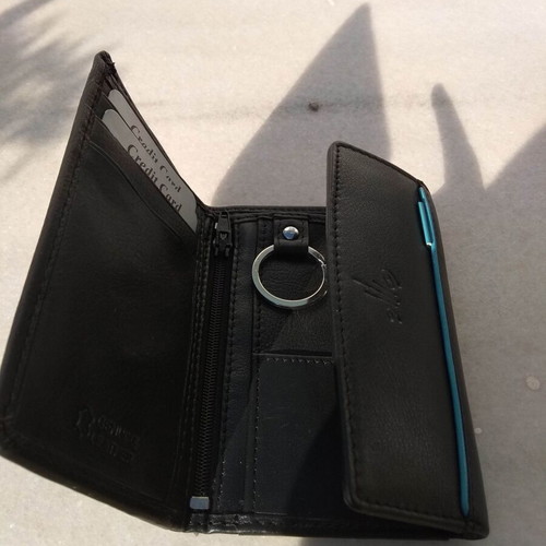 Genuine leather wallet new with card slots and key holder black