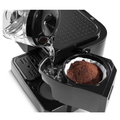 Delonghi BCO411.B 3-in-1 coffee maker used for espresso and drip coffee