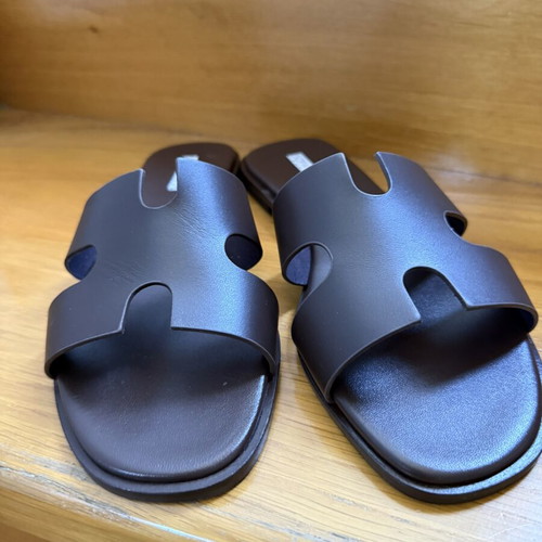 Sofia Manta women's leather brown sandals size 41 like new
