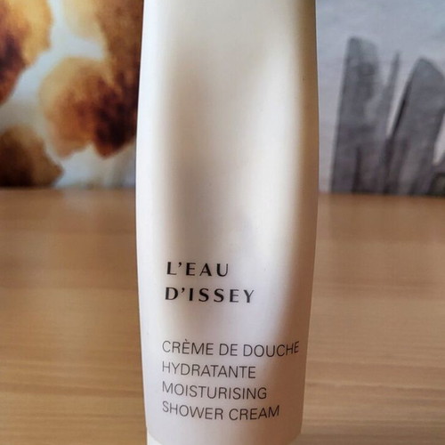 Issey Miyake L'eau d'Issey shower cream used 200ml