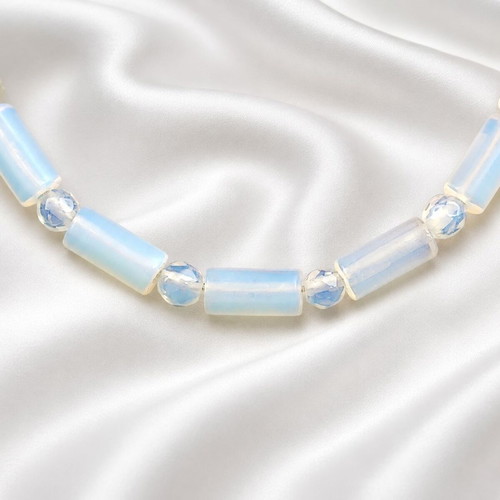 Handmade necklace with stainless steel chain and moonstone