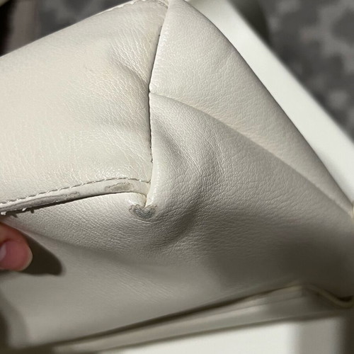 Valentino bag used, white, with two straps for crossbody and shoulder