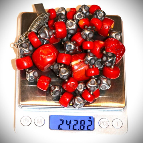 Long necklace with genuine red coral and sterling silver 925 new