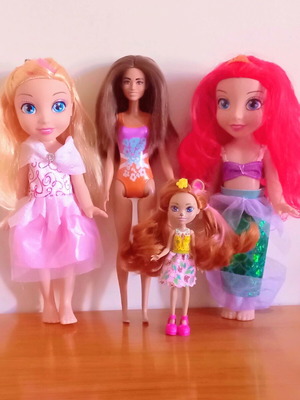 Πακέτο κούκλες με Barbie, ζωάκι, πριγκίπισσα, γοργόνα σαν καινούργιο