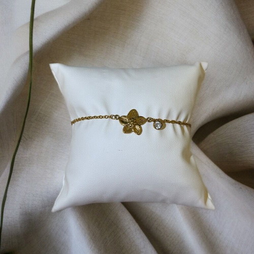 Summer bracelet stainless steel with flower and gem