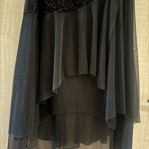 Ellis maxi black skirt, velvet & chiffon finish, size Large
