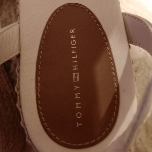 Tommy Hilfiger espadrilles like new, size 40, white beige